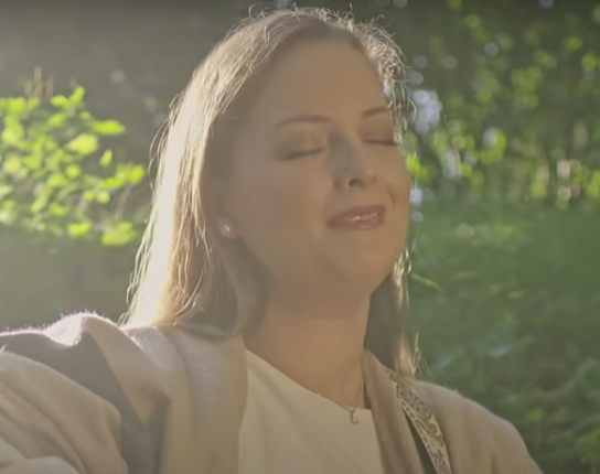 Világsztár közegben László Evelin - Berlinig énekelte magát