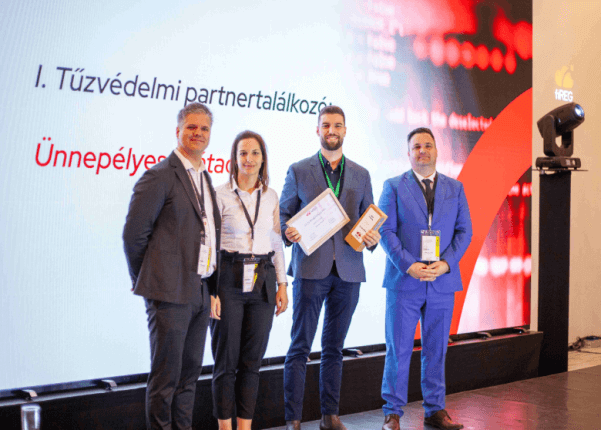 Először díjazták a papírmentes tűzvédelemben résztvevőket