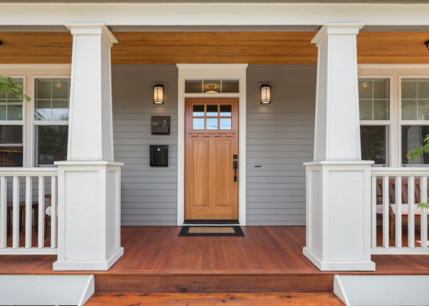 Ajtófelújítás vagy új ajtó? Érvek és ellenérvek, tippek és ötletek