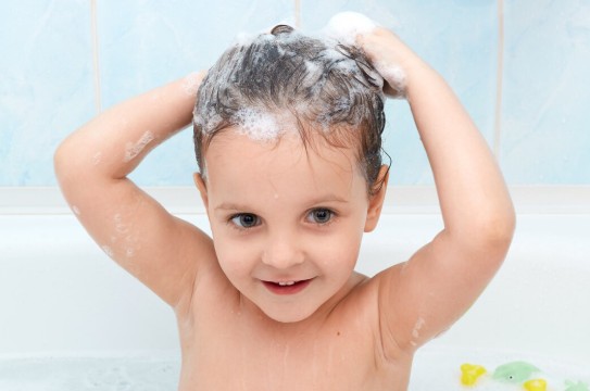 10 dolog, amire jó a babasampon – és amire nem is gondoltál volna